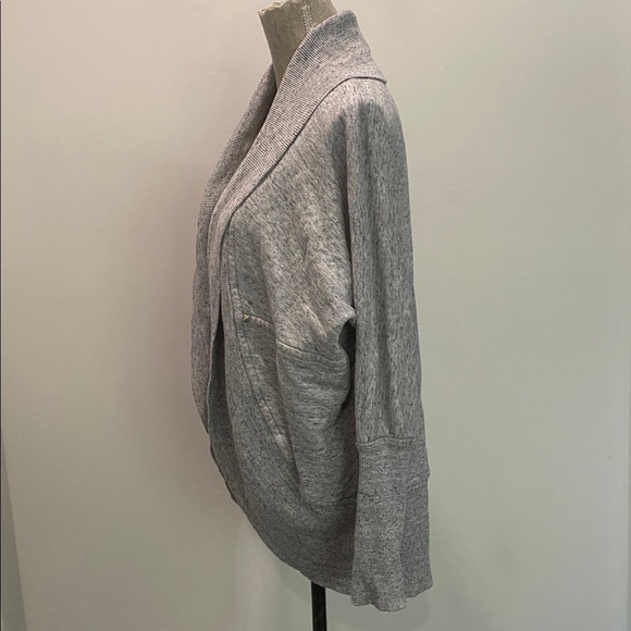 Aritzia Wilfred Diderot Cocoon Sweater Medium Grey Open Front Cardigan - Picture 7 of 16